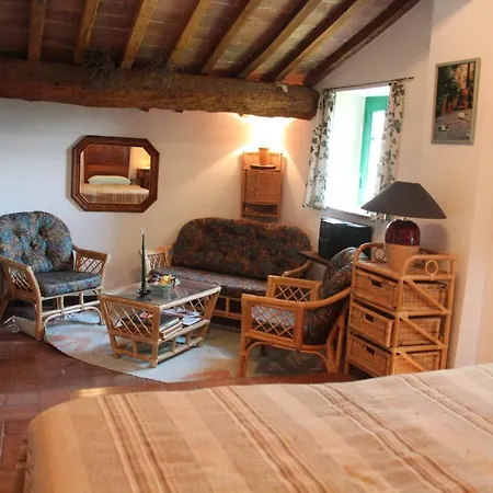 Podere Sante Marie Apartment *